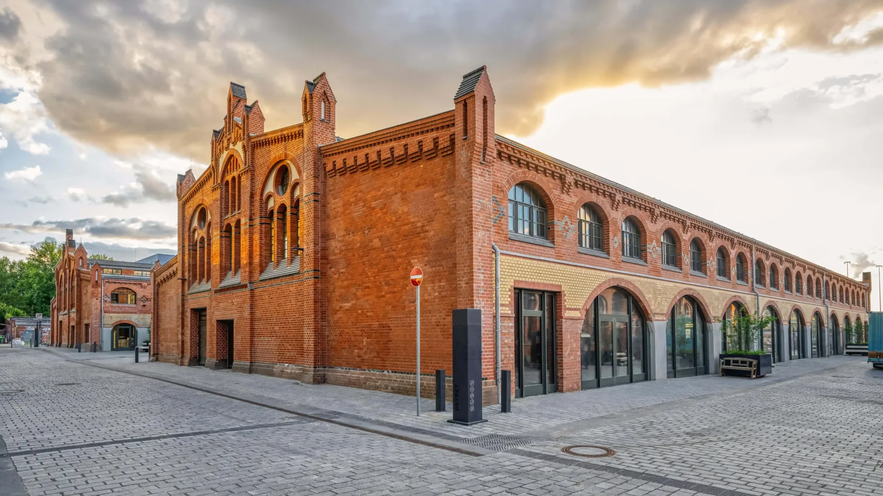 Industriehalle Landsberger Allee Berlin: Planung von Heizung, Lüftung, Sanitär und Gas