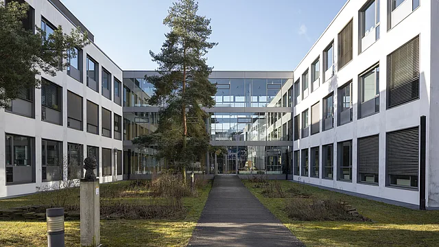 Leibniz-Forschungszentrum Berlin-Buch: Laborgebäude auf dem Campus Buch, Lüftungsplanung für Labore und Reinräume